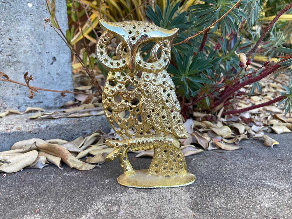 Gold Toned Metal Owl Earring Organizer